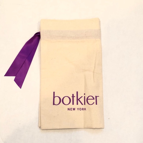 MOVING SALE!! Botkier Trigger Satchel - Soft Gray - Picture 2 of 8